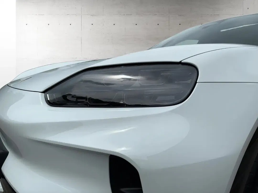 Porsche Cayenne - Thumbnail 9