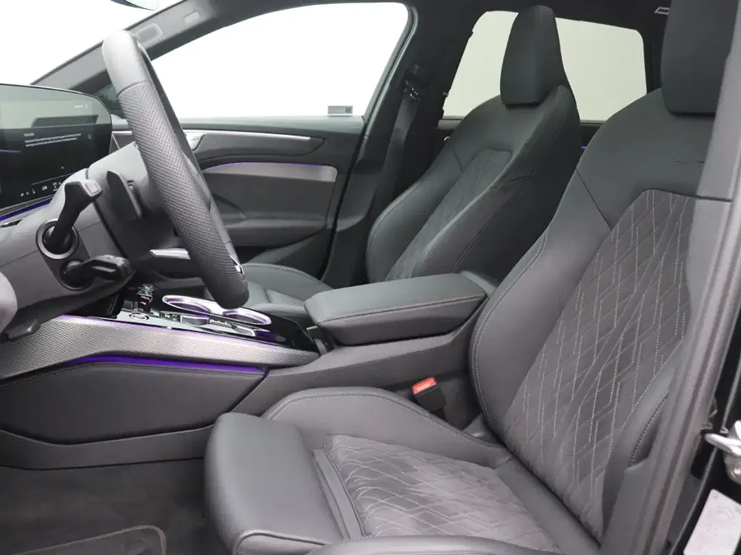 Audi A6 - Thumbnail 11