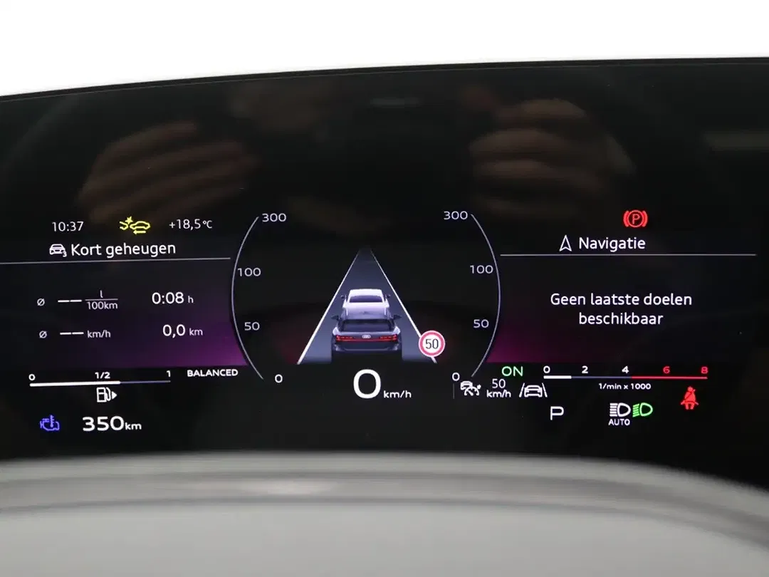 Audi A6 - Thumbnail 13