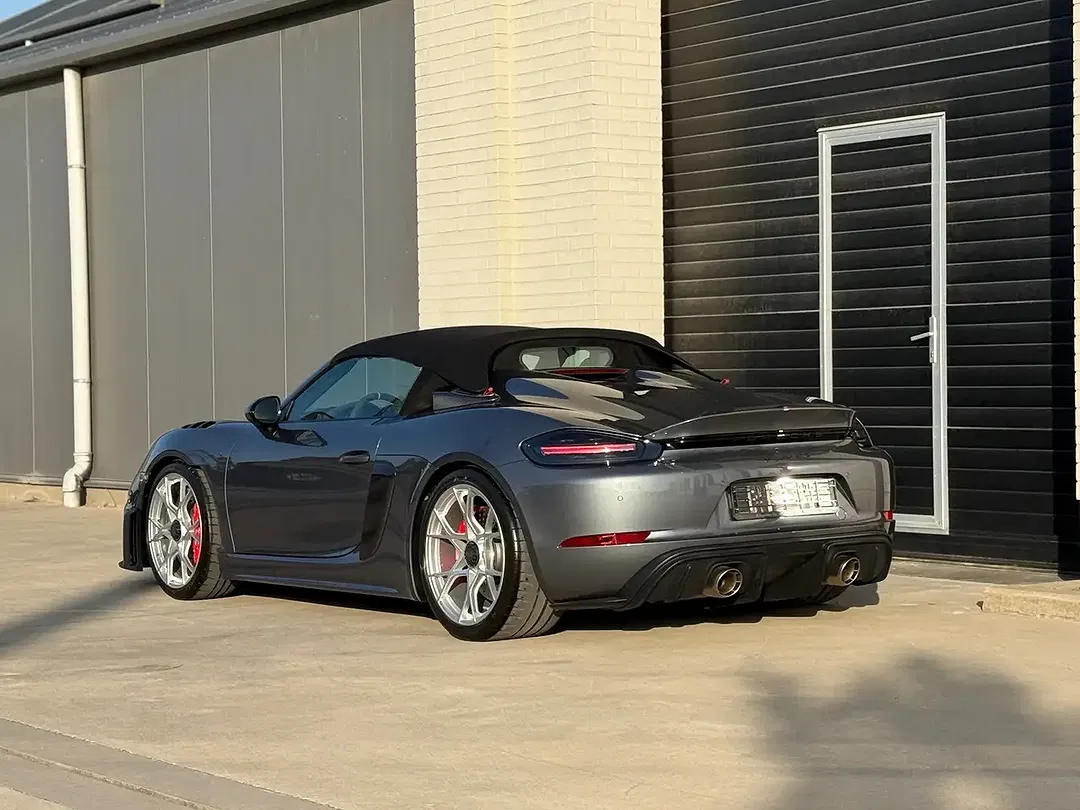Porsche 718 Spyder - Thumbnail 12