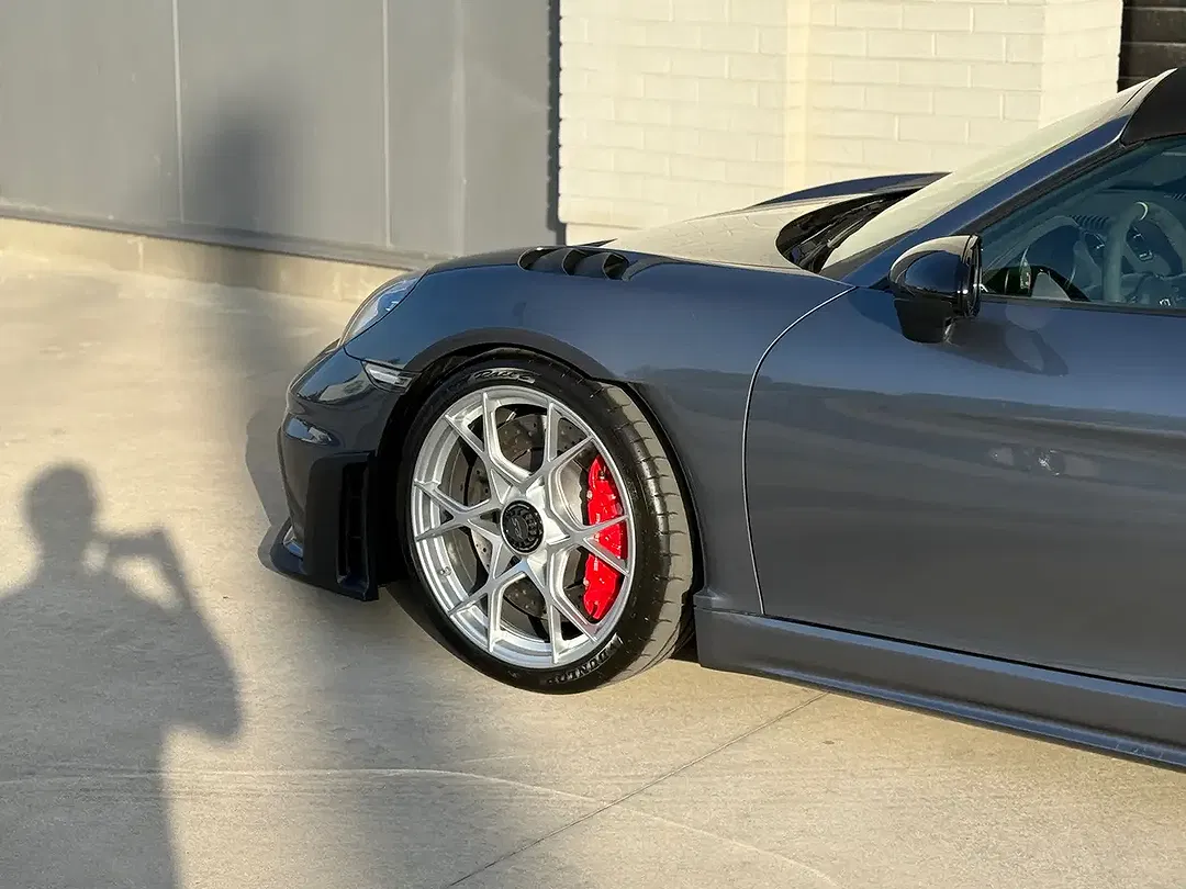 Porsche 718 Spyder - Thumbnail 9