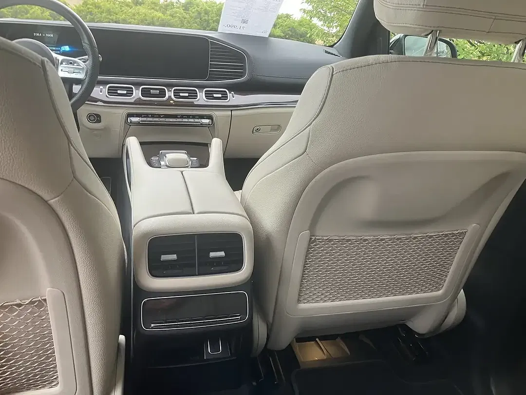 Mercedes-Benz GLS 400 - Thumbnail 18