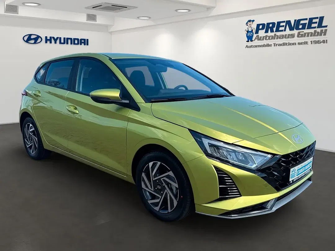 Hyundai i20 - Thumbnail 2