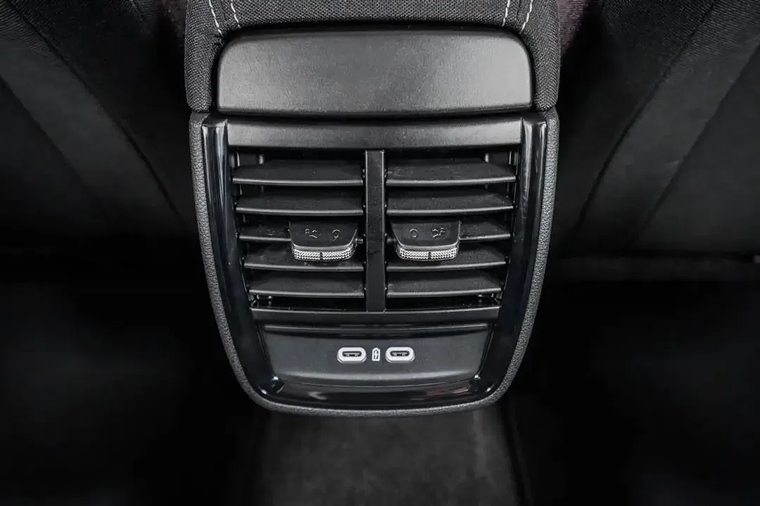 Skoda Kamiq - Thumbnail 16