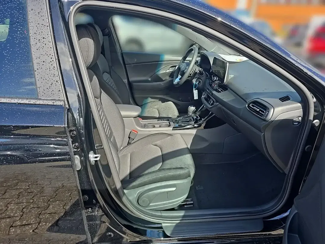 Hyundai i30 - Thumbnail 14