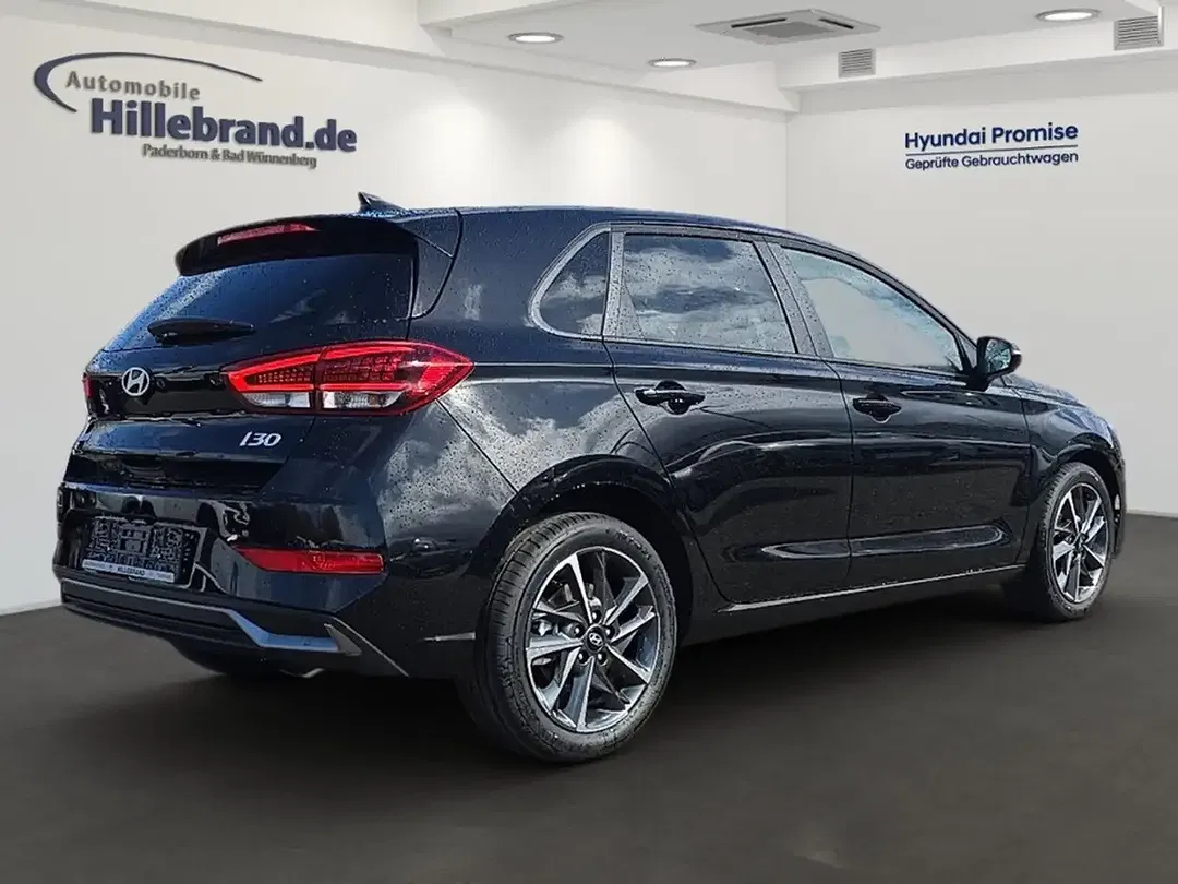 Hyundai i30 - Thumbnail 3