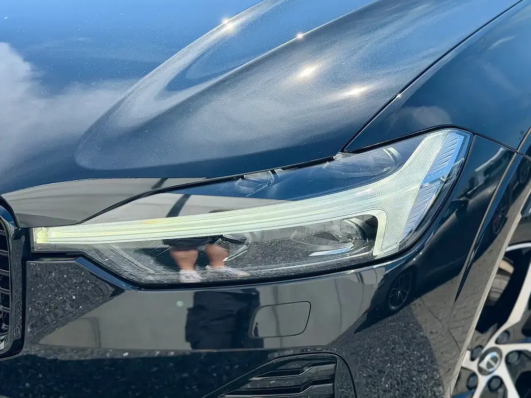 Volvo XC60 - Thumbnail 10