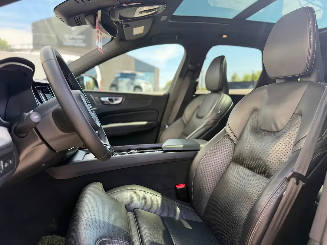 Volvo XC60 - Thumbnail 13