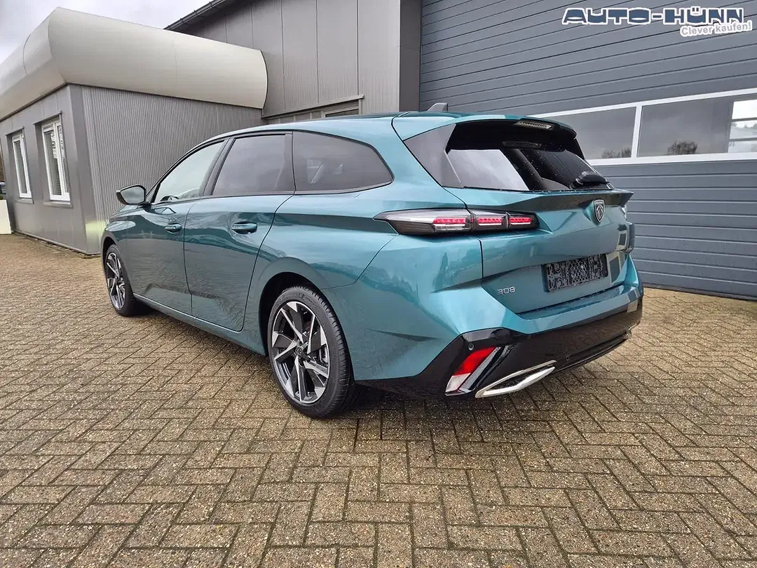 Peugeot 308 - Thumbnail 3