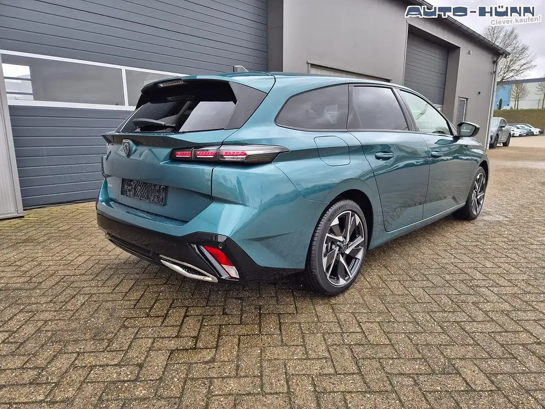 Peugeot 308 - Thumbnail 5