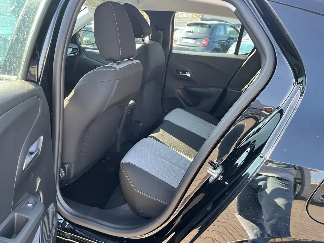 Opel Corsa - Thumbnail 5