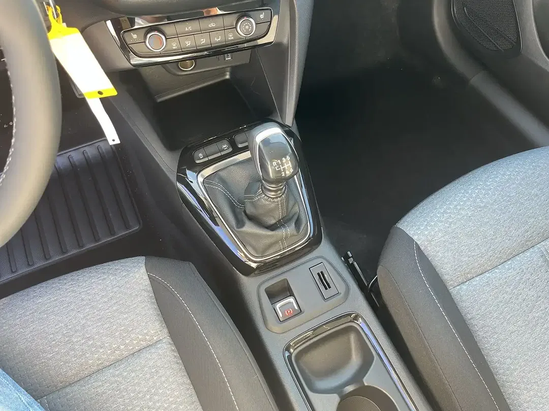 Opel Corsa - Thumbnail 9
