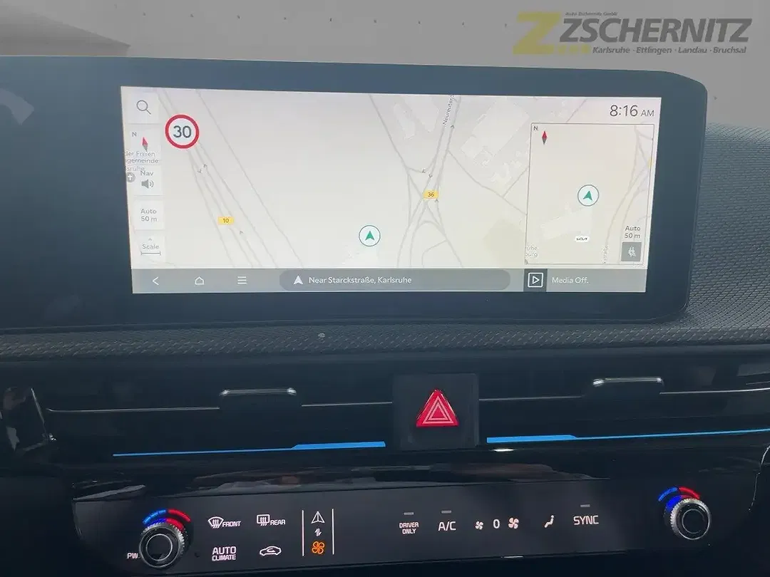 Kia EV6 - Thumbnail 9