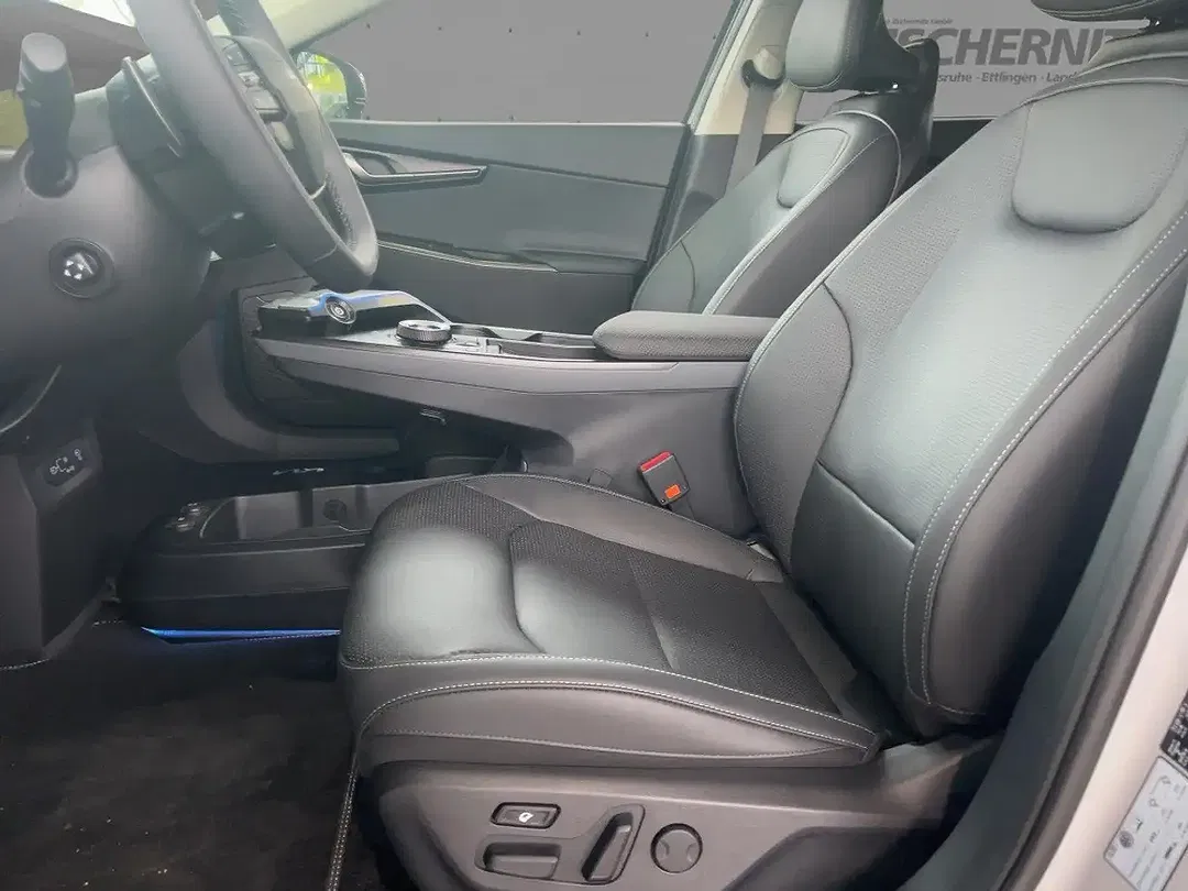 Kia EV6 - Thumbnail 5