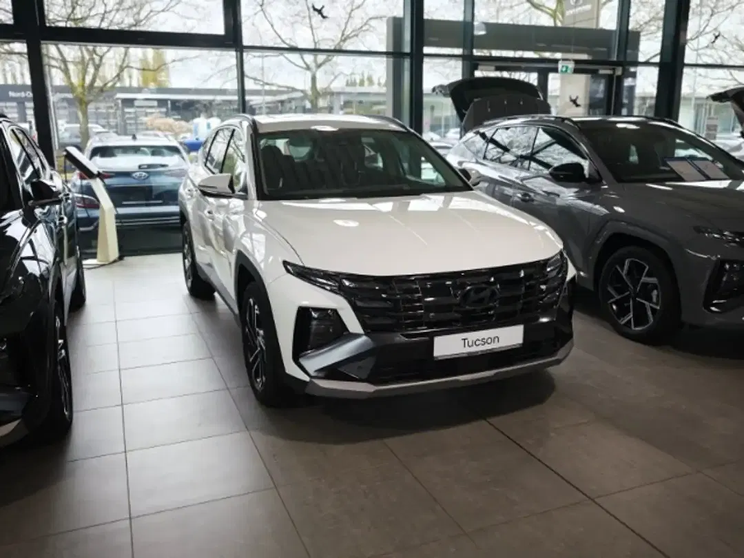 Hyundai TUCSON - Thumbnail 3