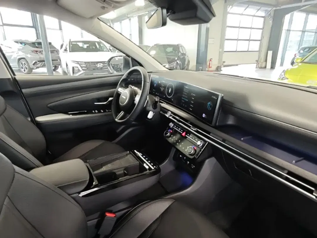 Hyundai TUCSON - Thumbnail 9
