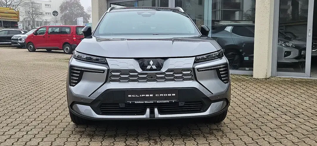 Mitsubishi Eclipse Cross - Thumbnail 3