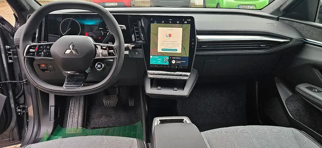 Mitsubishi Eclipse Cross - Thumbnail 6