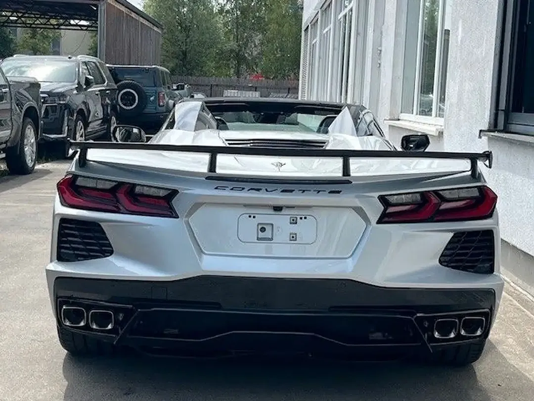 Corvette C8 - Thumbnail 11
