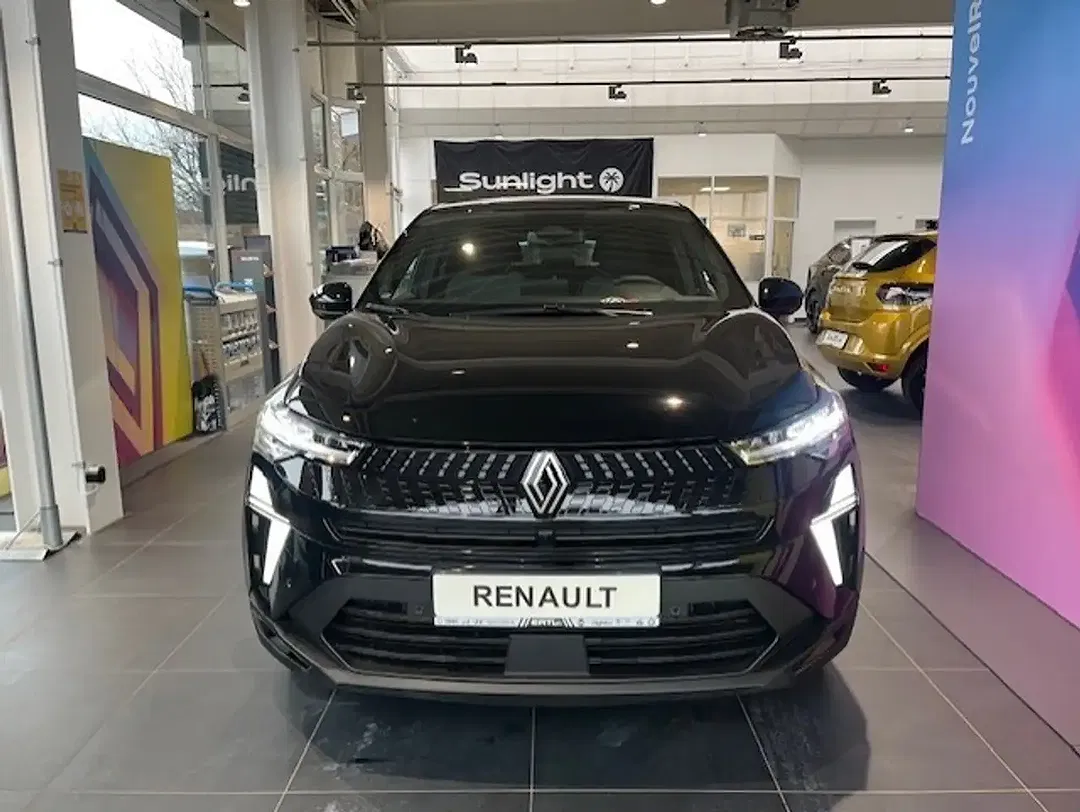 Renault Captur - Thumbnail 2