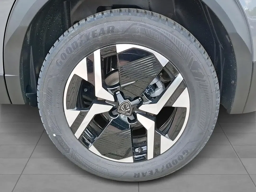 Peugeot 2008 - Thumbnail 6