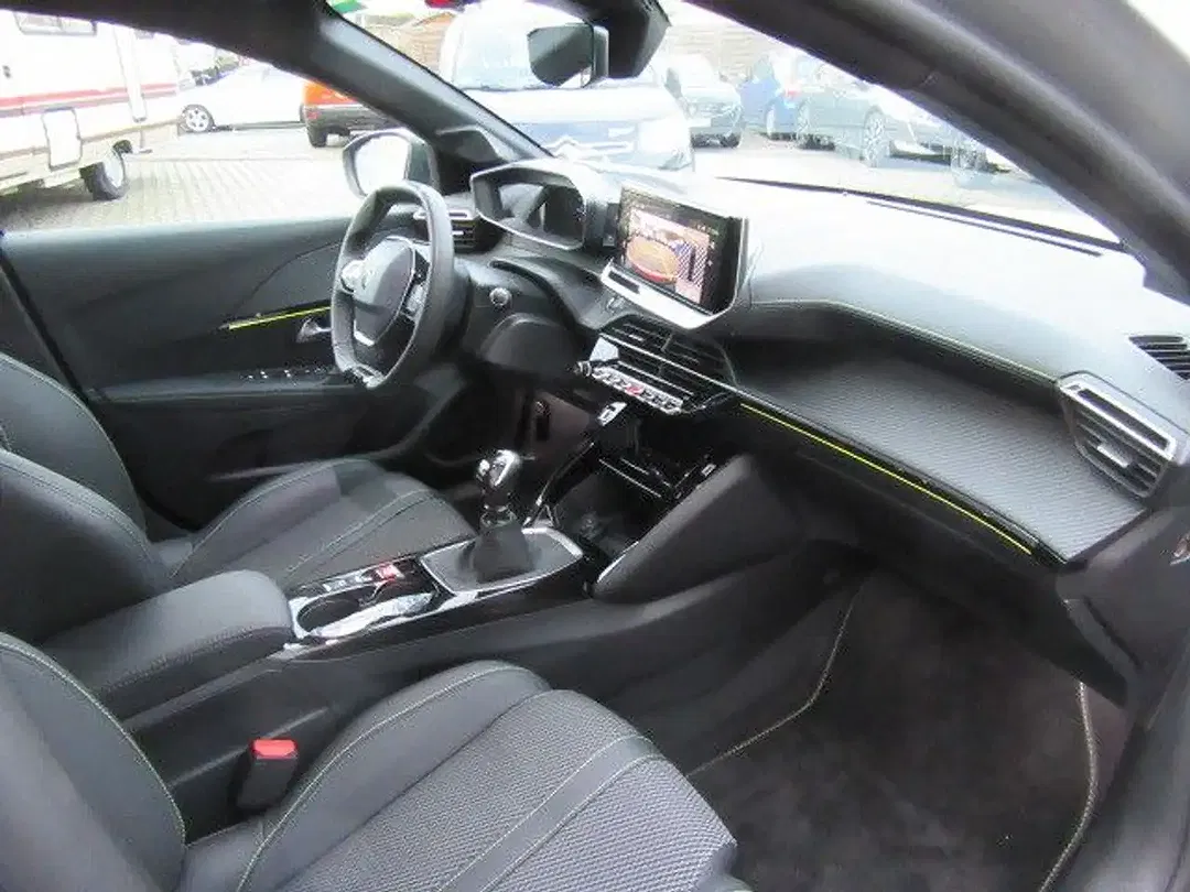 Peugeot 208 - Thumbnail 12