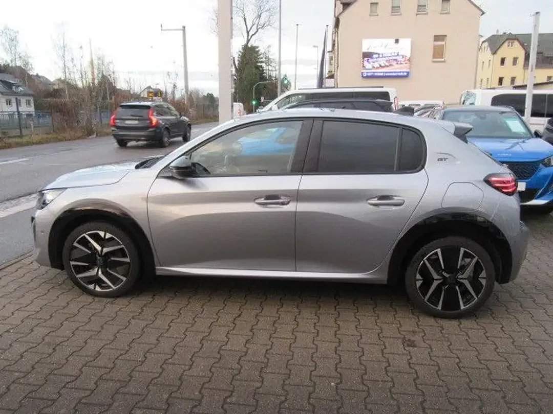 Peugeot 208 - Thumbnail 4
