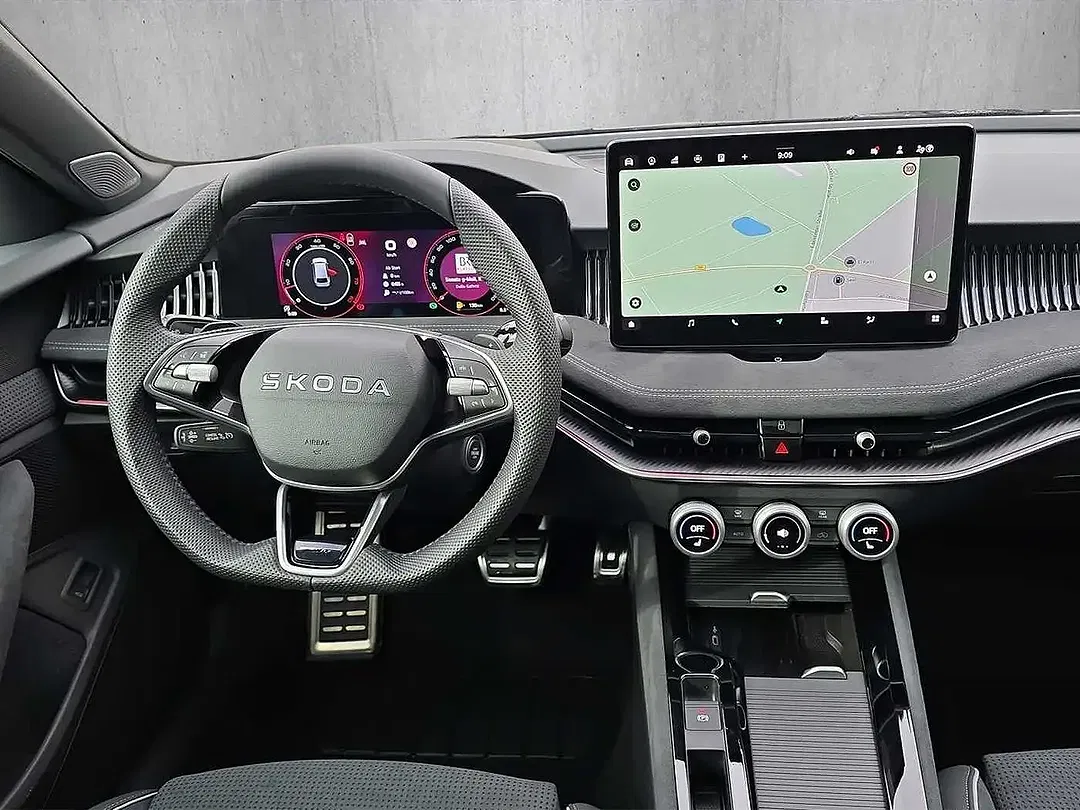 Skoda Superb - Thumbnail 4