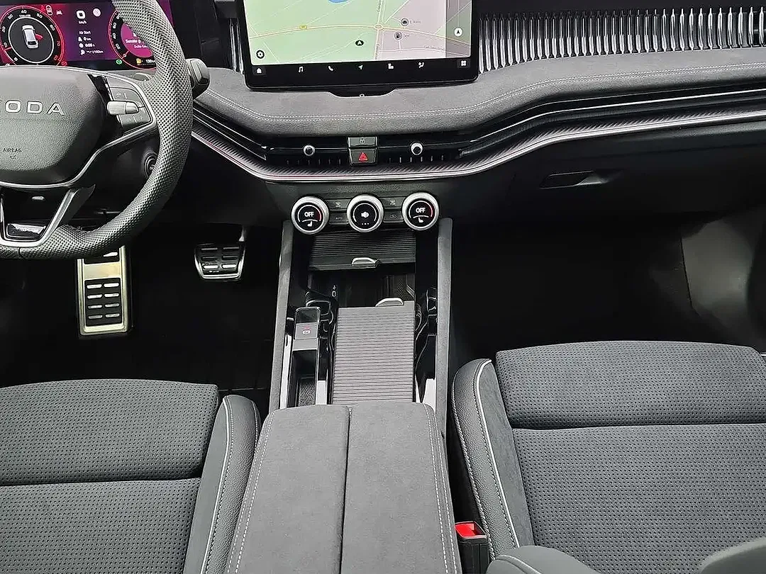 Skoda Superb - Thumbnail 6