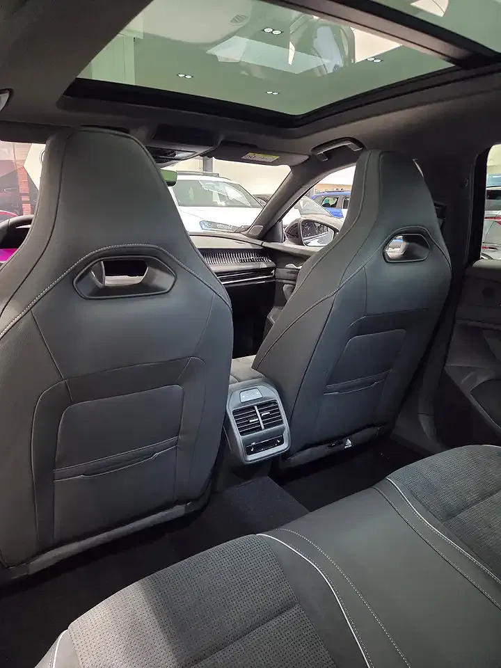 Skoda Superb - Thumbnail 15