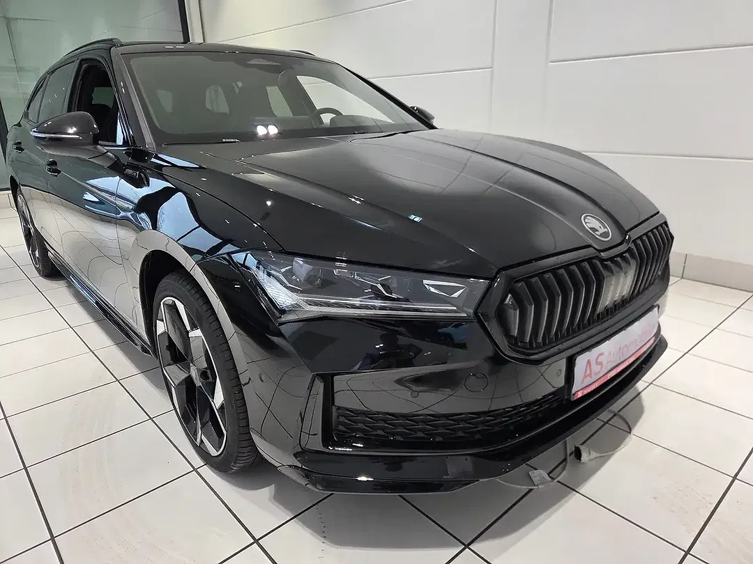 Skoda Superb - Thumbnail 2