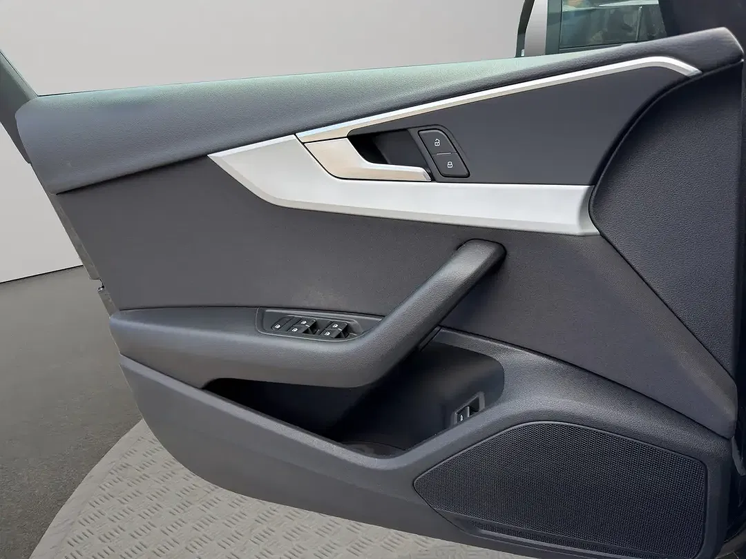 Audi A4 - Thumbnail 12
