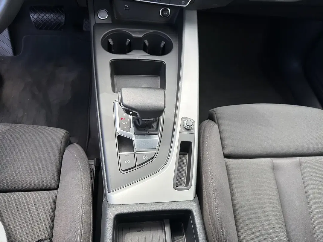 Audi A4 - Thumbnail 15