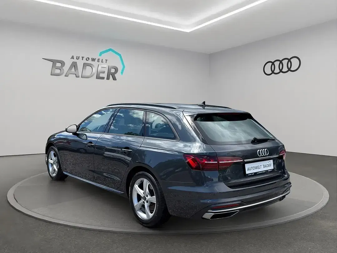 Audi A4 - Thumbnail 4