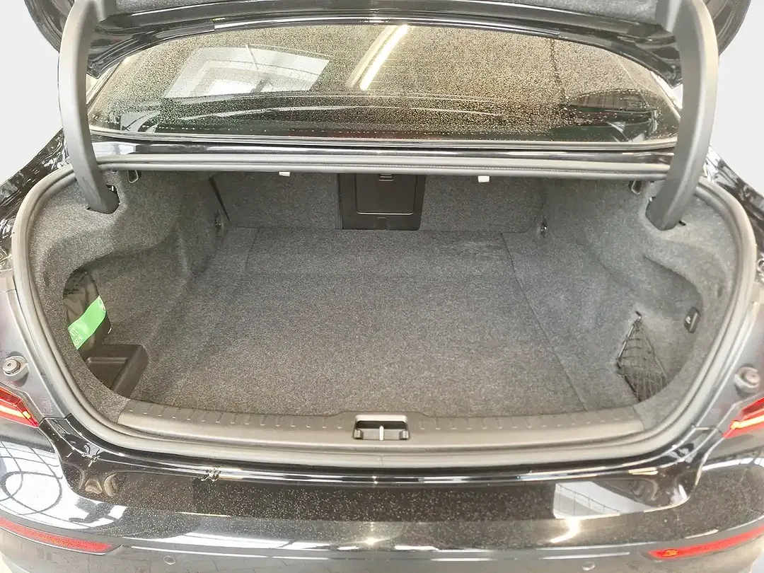 Volvo S60 - Thumbnail 6