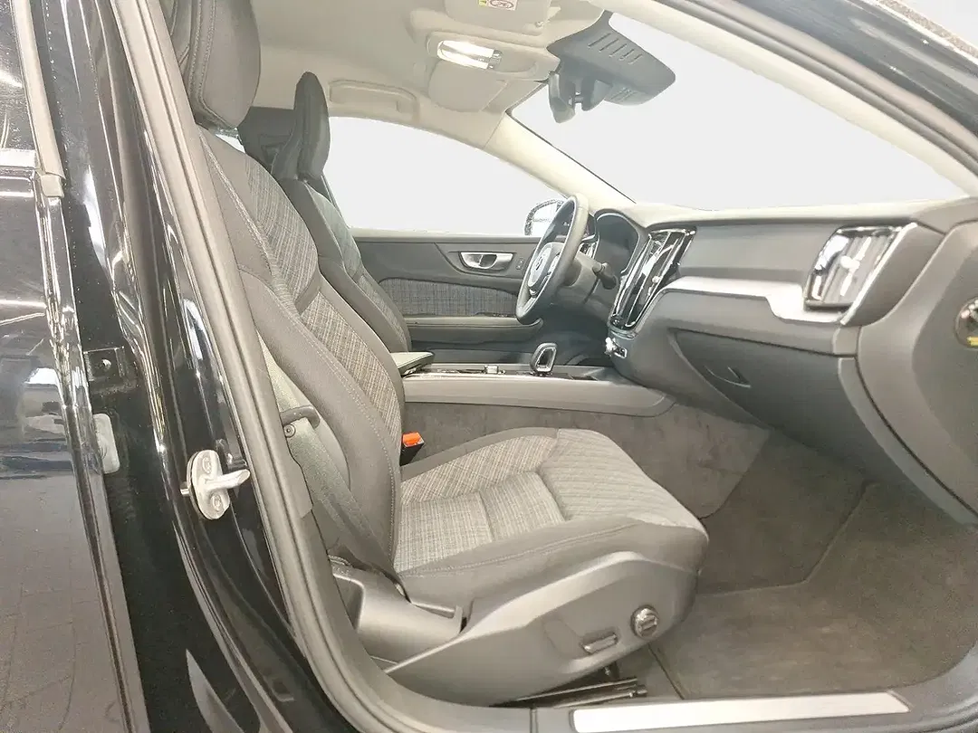 Volvo S60 - Thumbnail 7