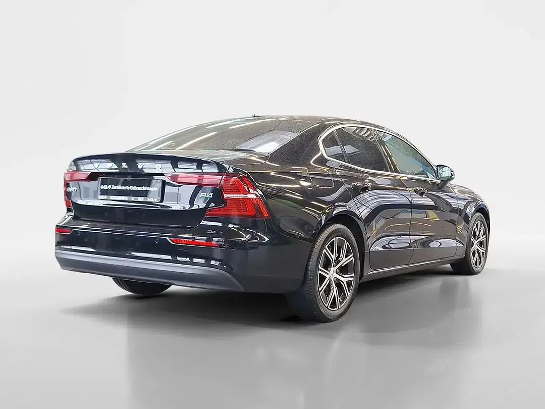 Volvo S60 - Thumbnail 3