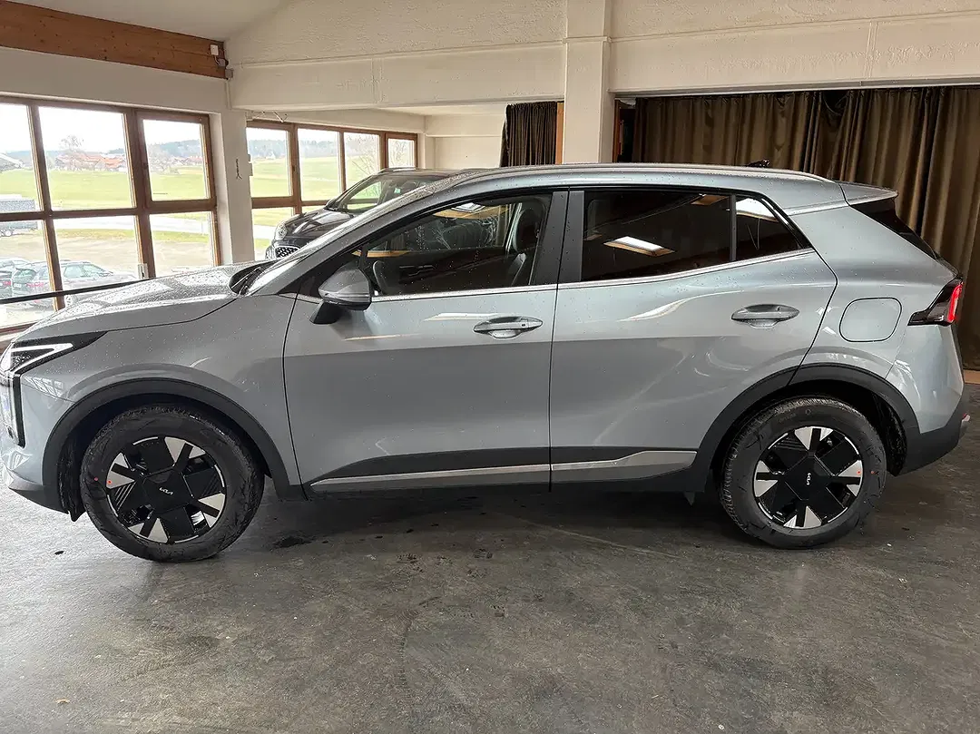 Kia Sportage - Thumbnail 2