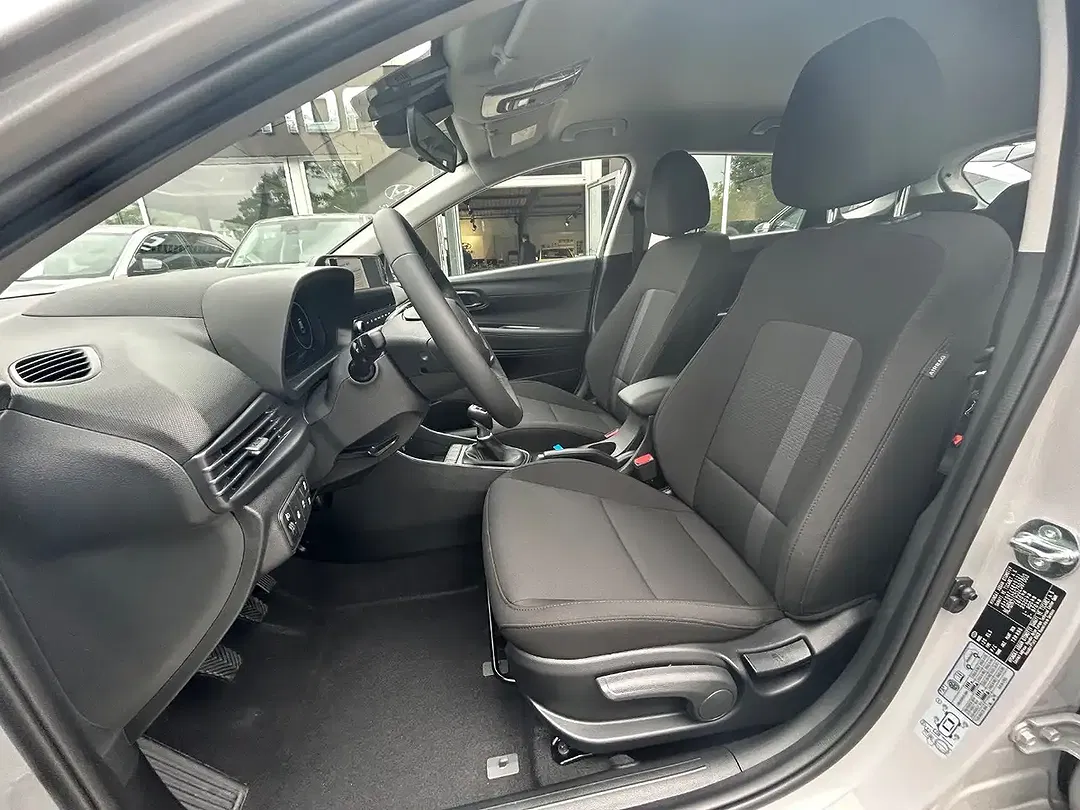 Hyundai i20 - Thumbnail 11