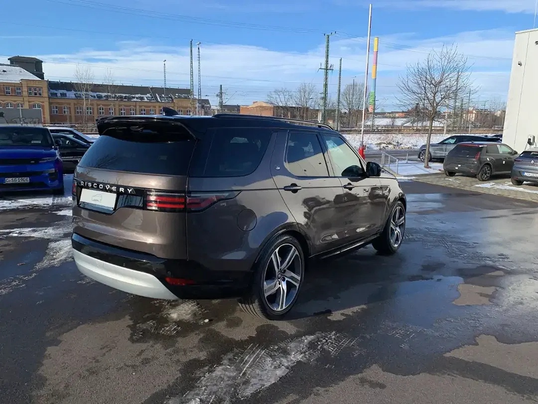 Land Rover Discovery - Thumbnail 2