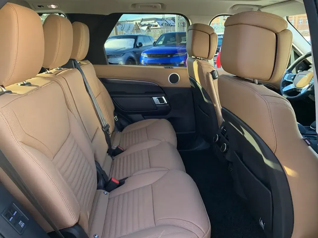 Land Rover Discovery - Thumbnail 5