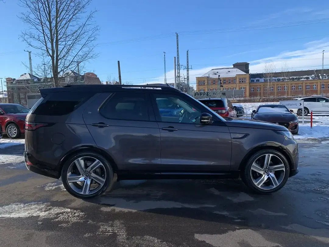 Land Rover Discovery - Thumbnail 6