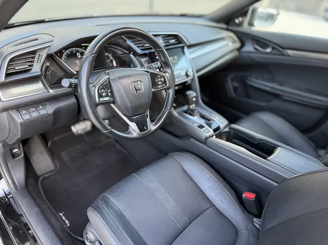 Honda Civic - Thumbnail 11