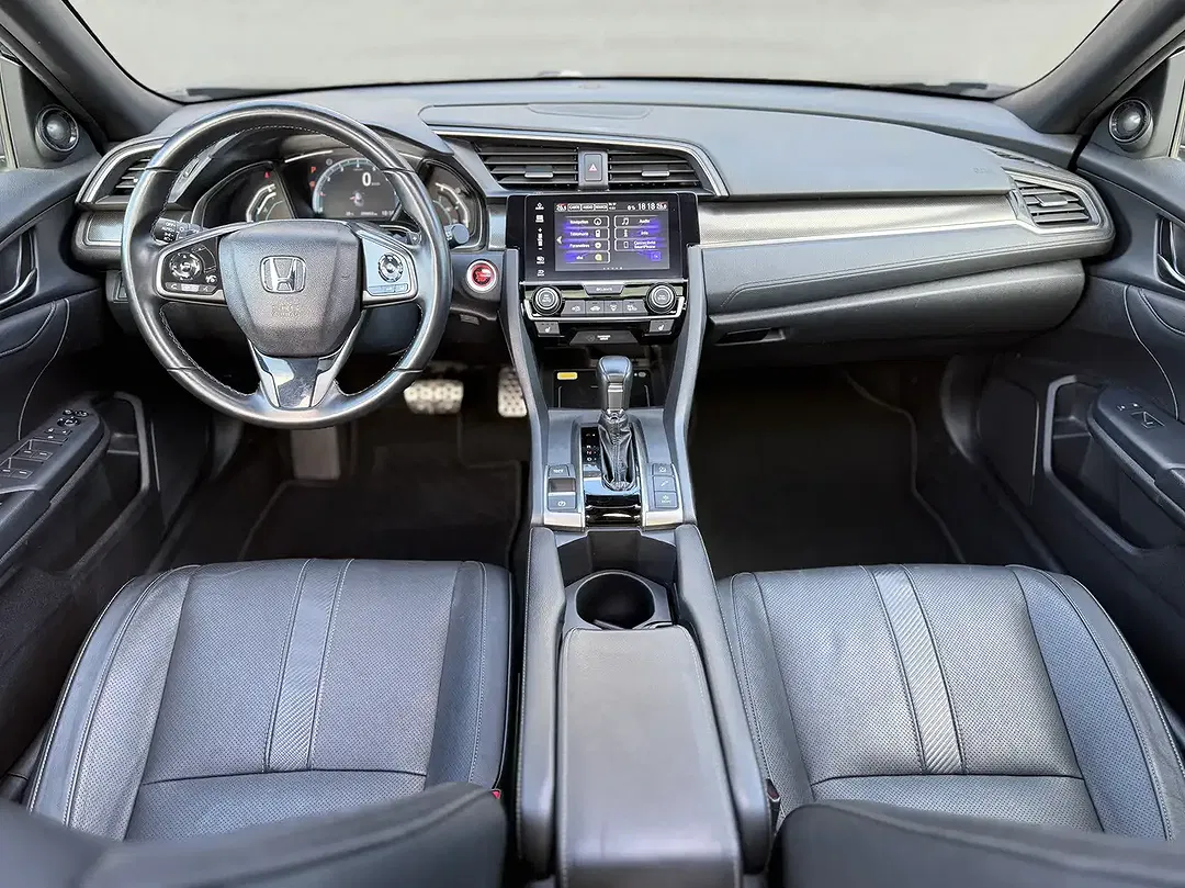 Honda Civic - Thumbnail 12