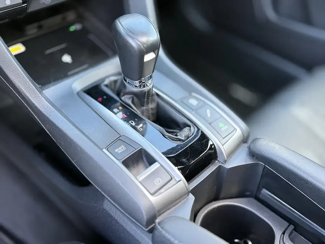 Honda Civic - Thumbnail 13