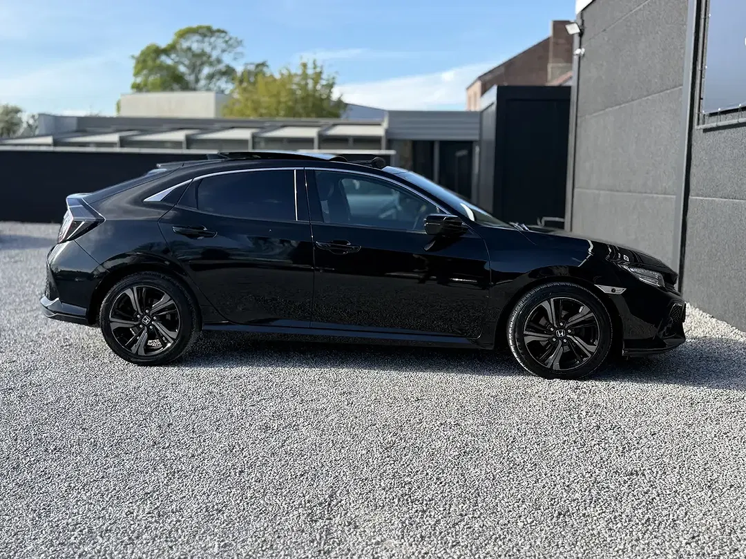 Honda Civic - Thumbnail 8