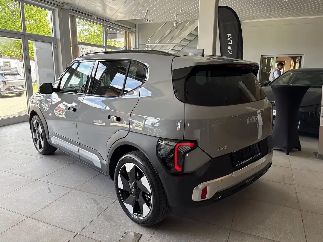 Kia EV2 - Thumbnail 3