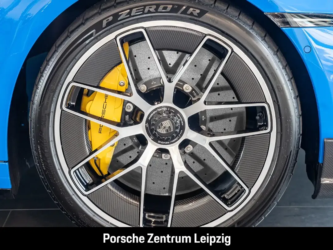 Porsche 992 - Thumbnail 10