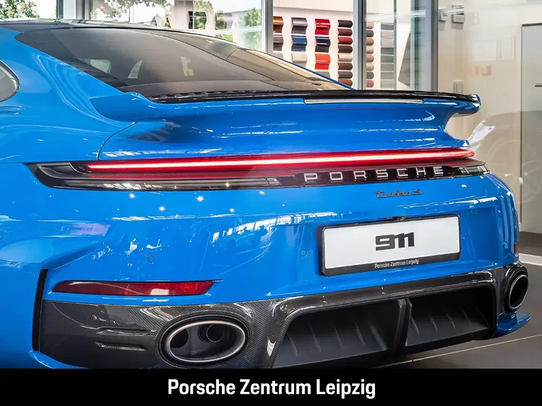 Porsche 992 - Thumbnail 12