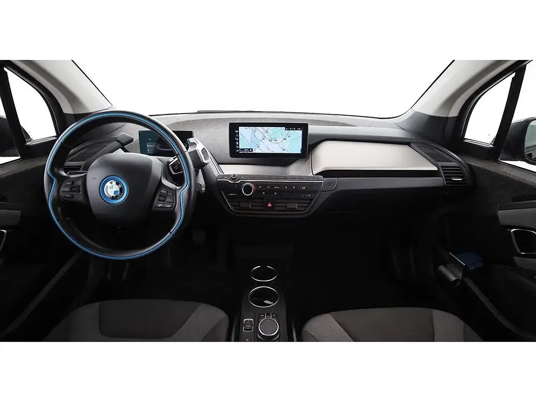BMW i3 - Thumbnail 10